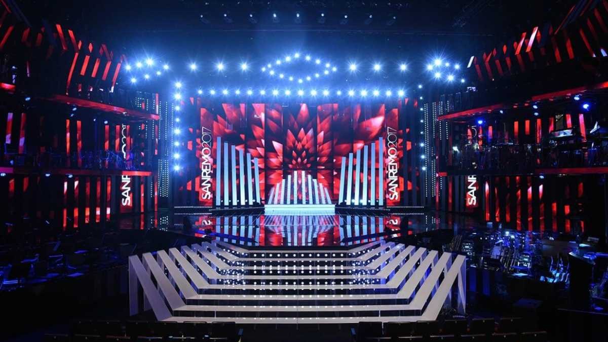 1280x7201485432969566scenografia-sanremo-2017
