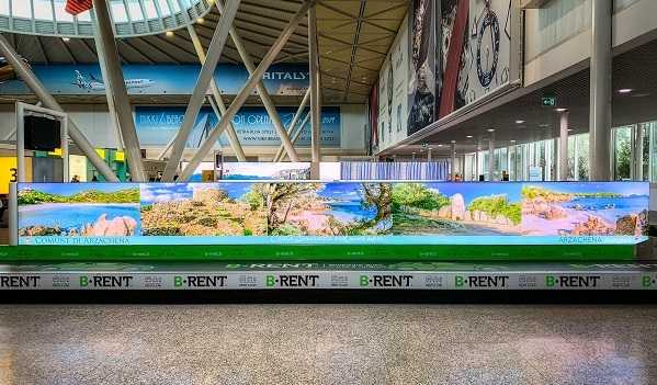 Arzachena Marketing Con Geasar Foto Marcello Chiodino Aeroporto Olbia 2 Web Arzachena-marketing-con-Geasar---foto-Marcello-Chiodino-Aeroporto-Olbia-2-web