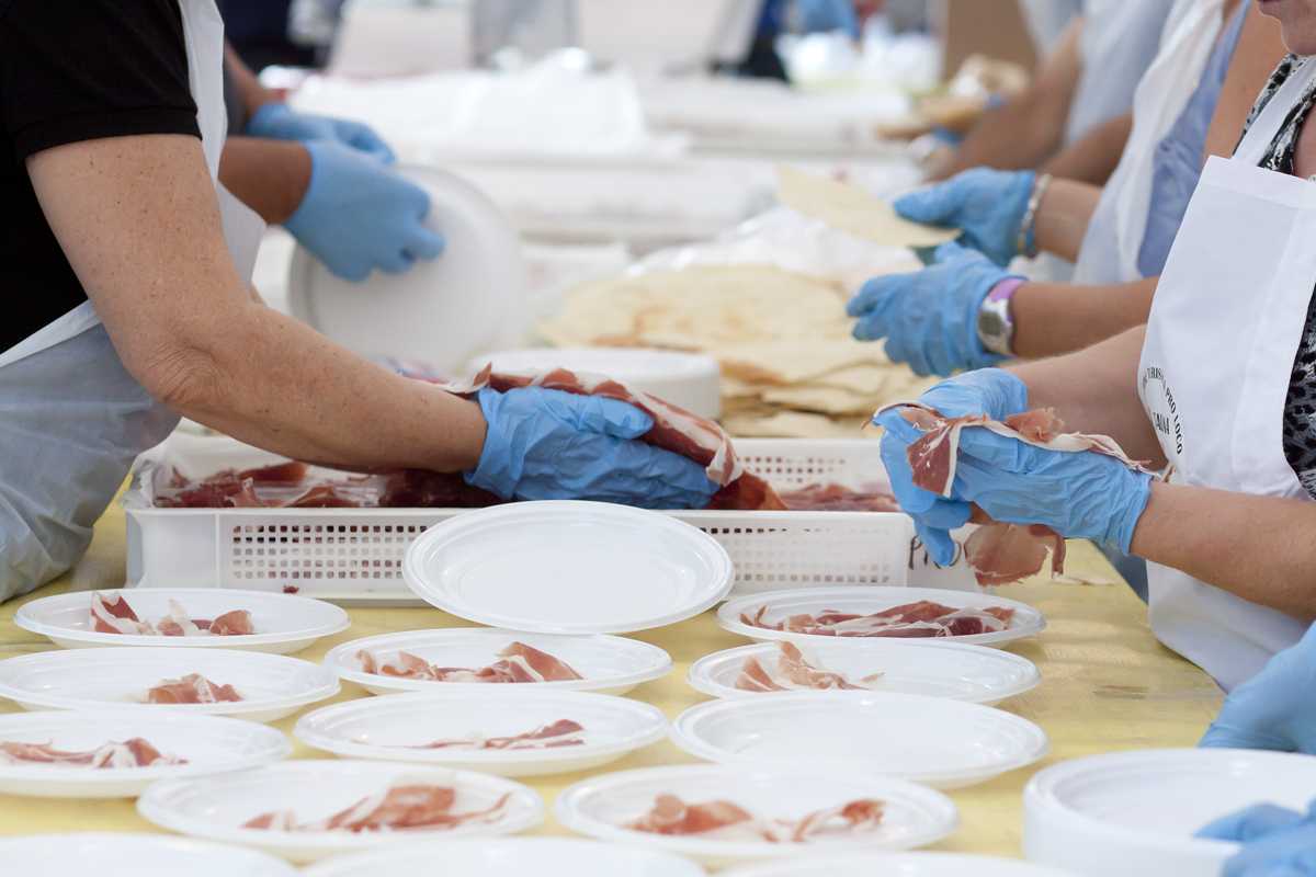 Foto-1-Talana---Sagra-del-Prosciutto
