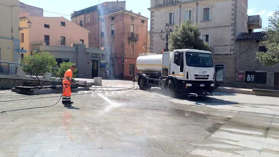 Lavaggio-strade-Calangianus