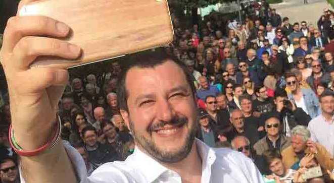 Salvini-selfie