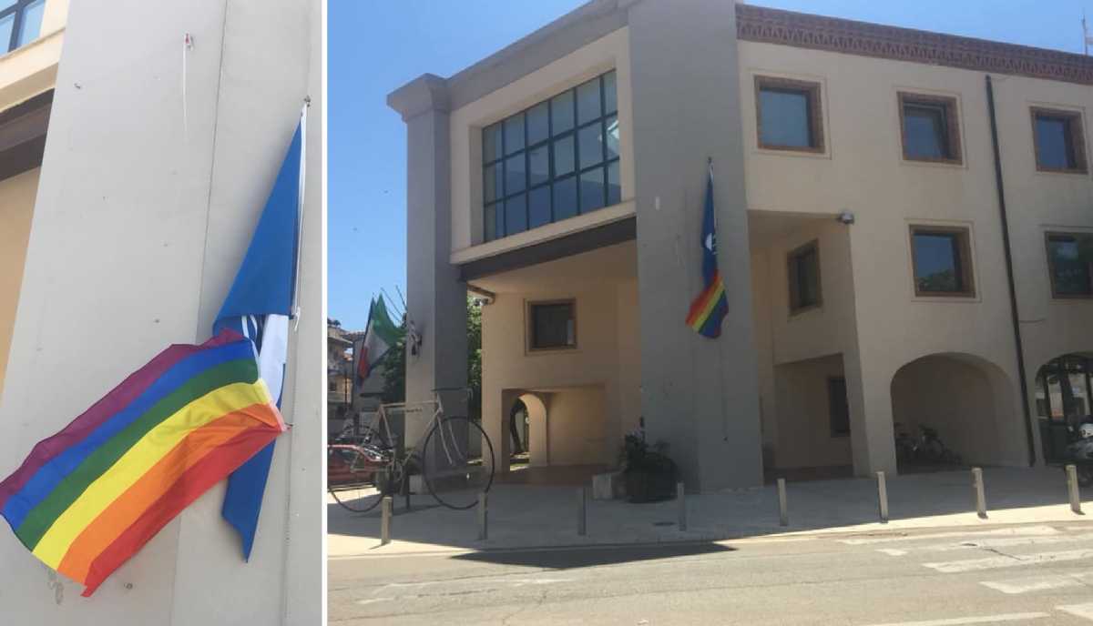 Comune-Tortol-bandiera-arcobaleno