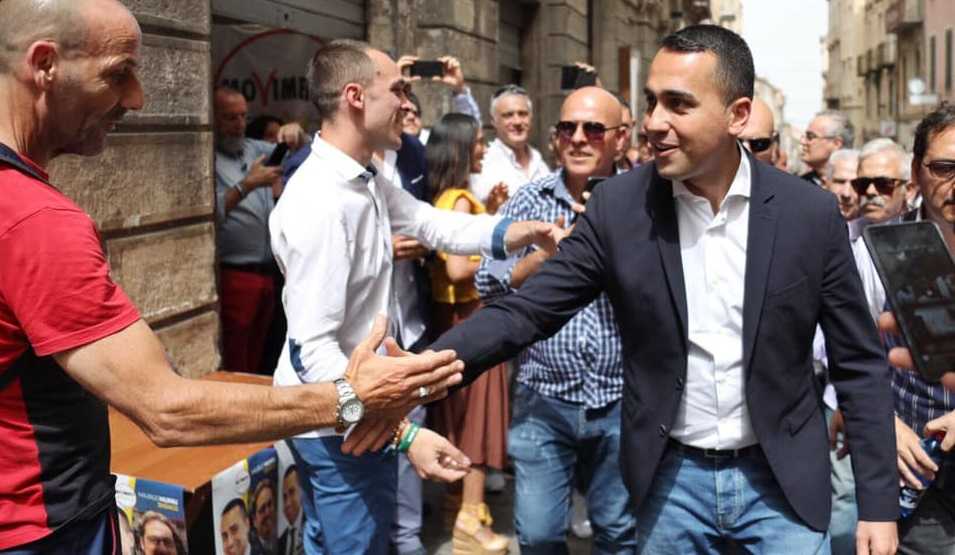 Di-Maio-stretta-di-mano