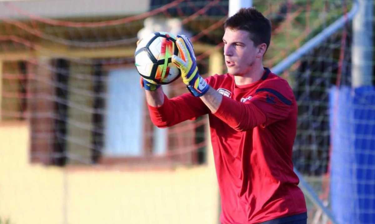 Alessio-Cragno-maglia-rossa