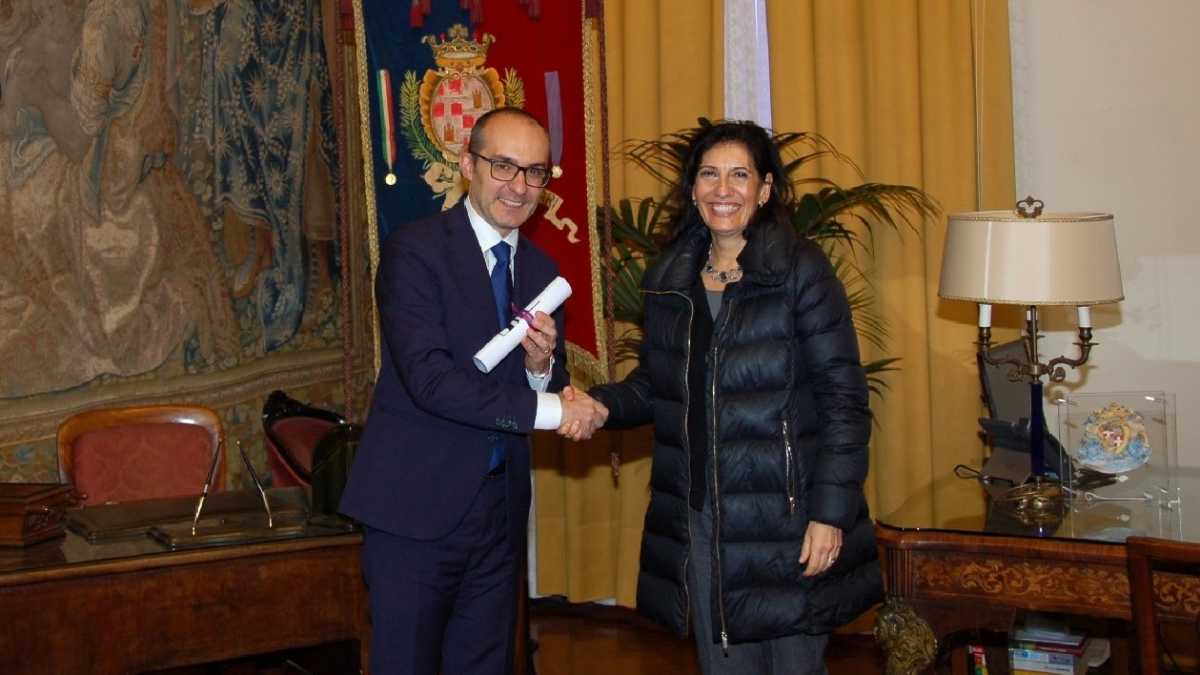 Il-sindaco-Paolo-Truzzu-e-il-prefetto-Lucia-Volpe