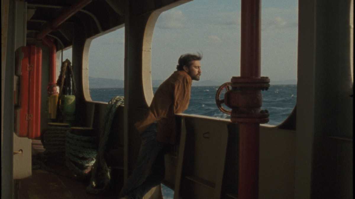 Passaggi-dautore-Siyah-Gne-Black-Sun-4