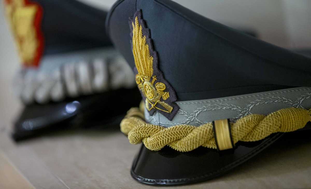 Guardia-di-finanza-cappelli