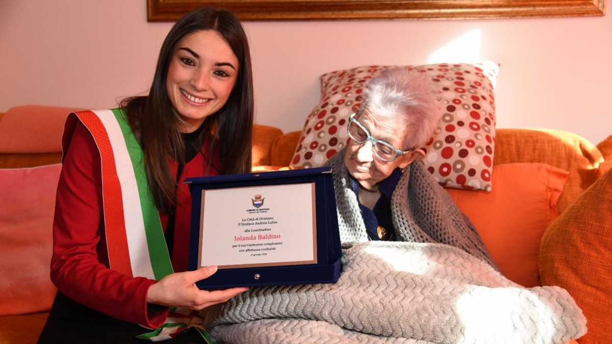 Iolanda Baldino E LAssessore Carmen Murru Foto Di Santino Virdis Iolanda-Baldino-e-lAssessore-Carmen-Murru---foto-di-Santino-Virdis