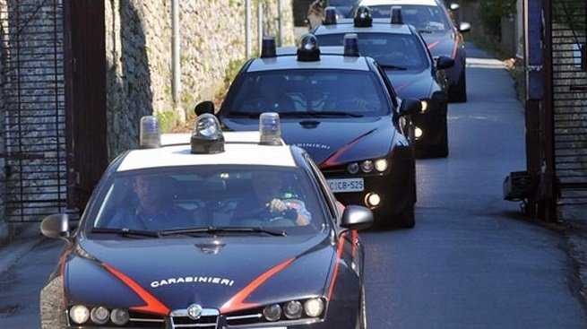 carabinieri-AUTO