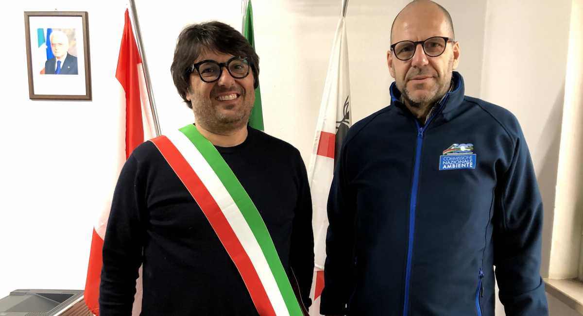 Ignazio-Locci-tricolore-sindaco