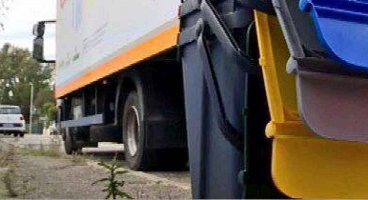 Porta-a-Porta-Cagliari-Differenziata-tagliata