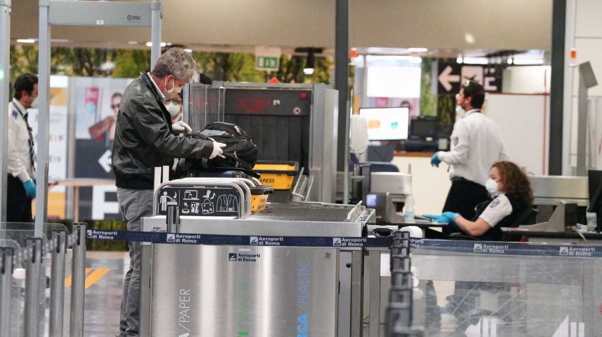 controlli-covid-aeroporto