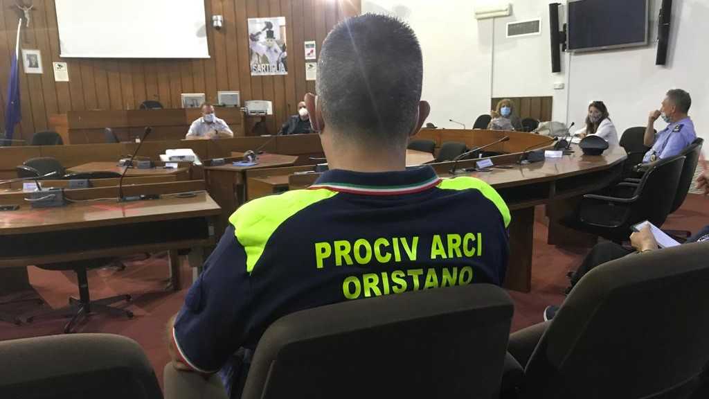 la-riunione-del-coc-a-psalazzo-degli-scolopi