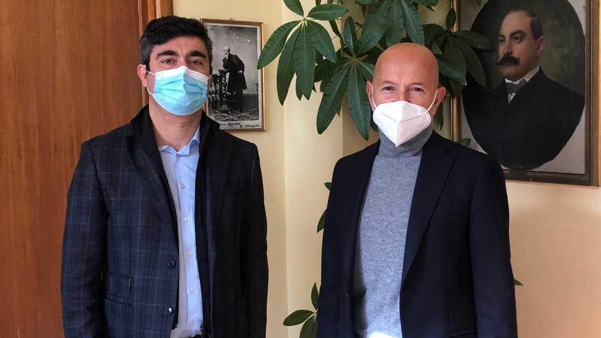 Il-sindaco-Soddu-con-lassessore-Crisponi