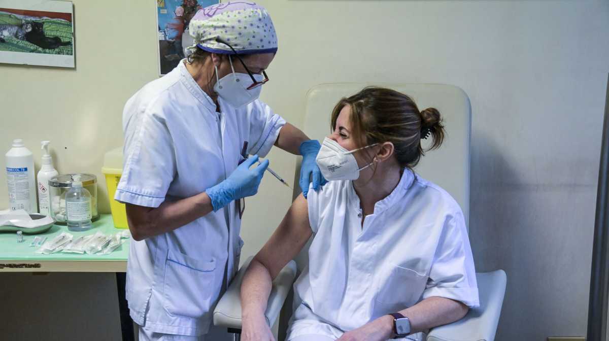 vaccino-covid-pfizer-policlinico