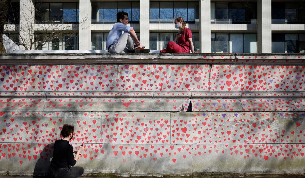 memorial-wall-2-covid-london