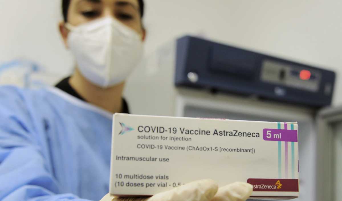 vaccine-astrazeneca-ceduto