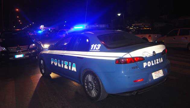 auto-Polizia-notte630