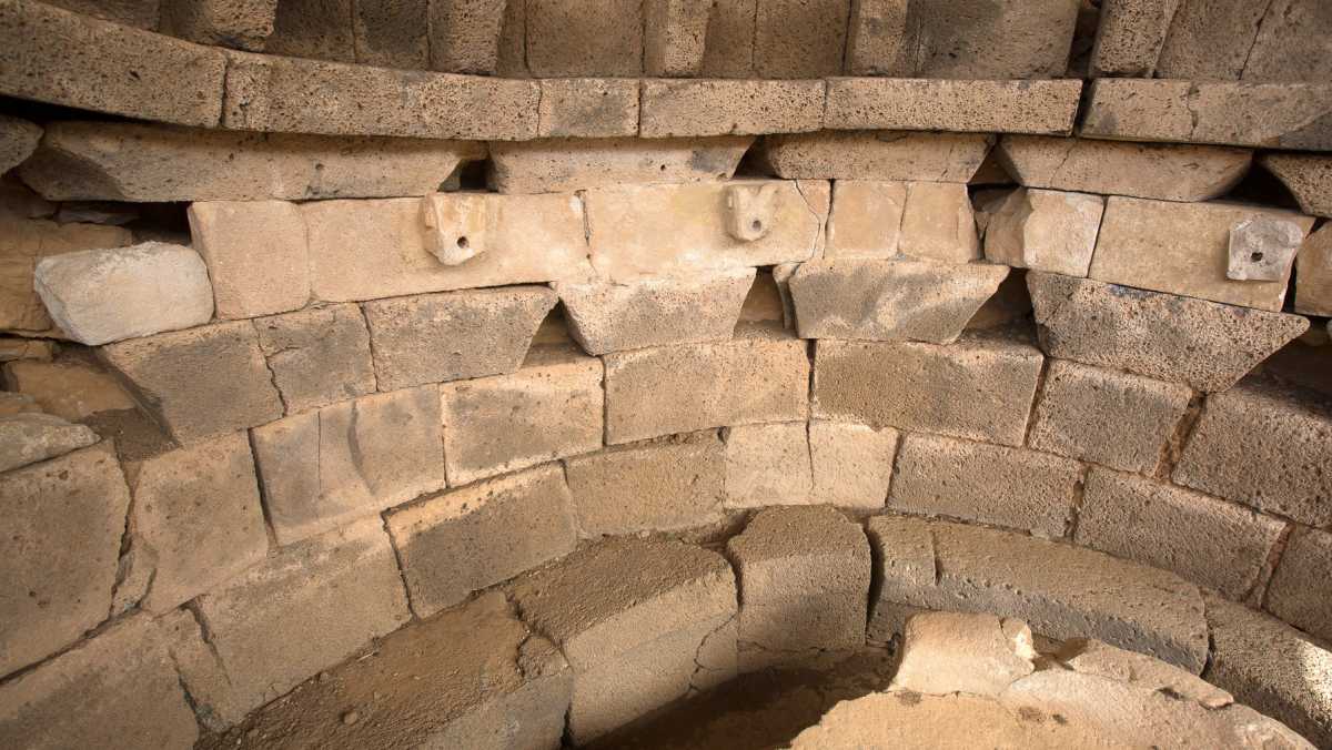 24080629115127037624178473291909312794876889n