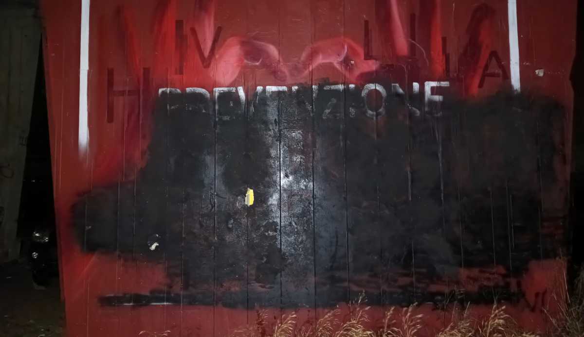 murale-manu-invisible-danneggiato