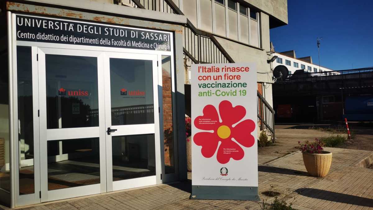 Ingresso-nuovo-centro-vaccini