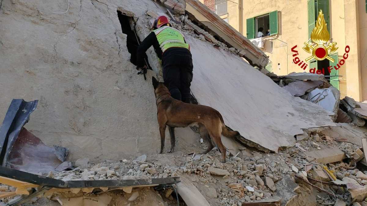 crollopalazzinanapoli