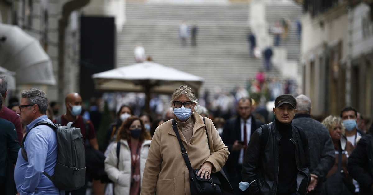 mascherine-comuni-rossi