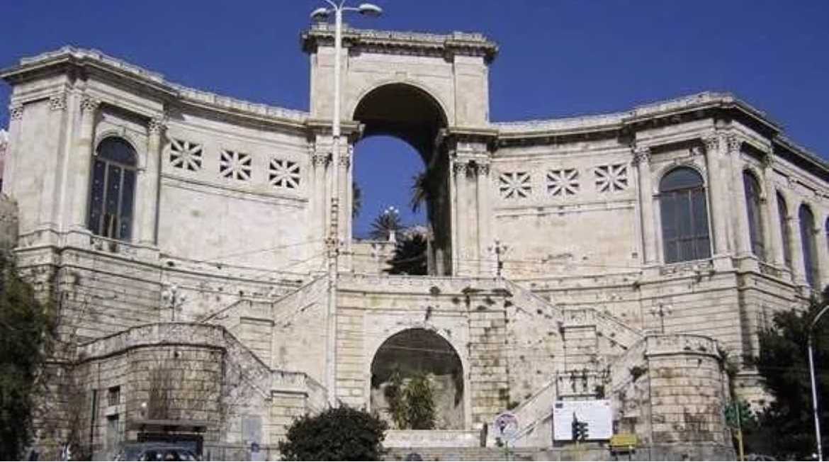 BASTIONE-