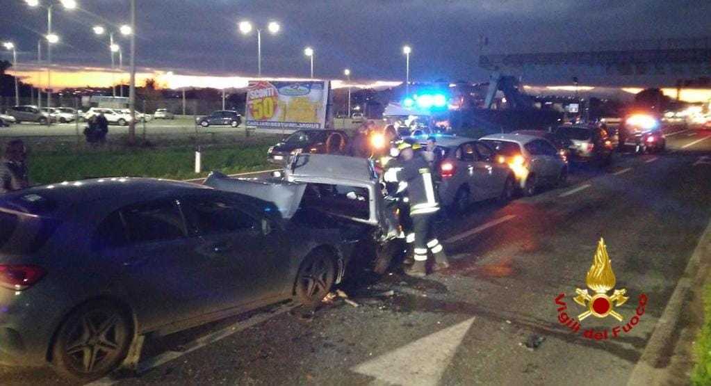 b973ee6e-684a-4ee4-a336-208bfe06b5c3