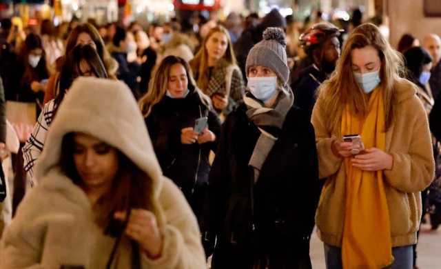 follamascherinenatale