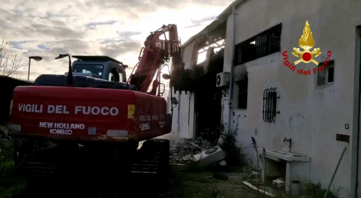 22275965-2e05-4abc-8c5a-9f169642b387