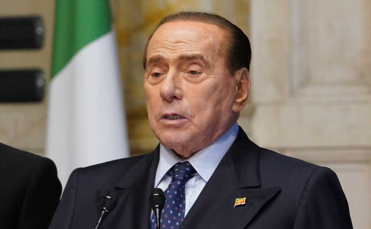 berlusconi-ritira-candidatura