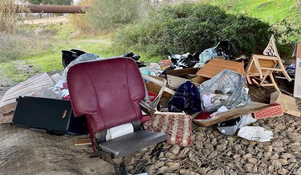 Discarica-in-localita-Sa-Tanchitta