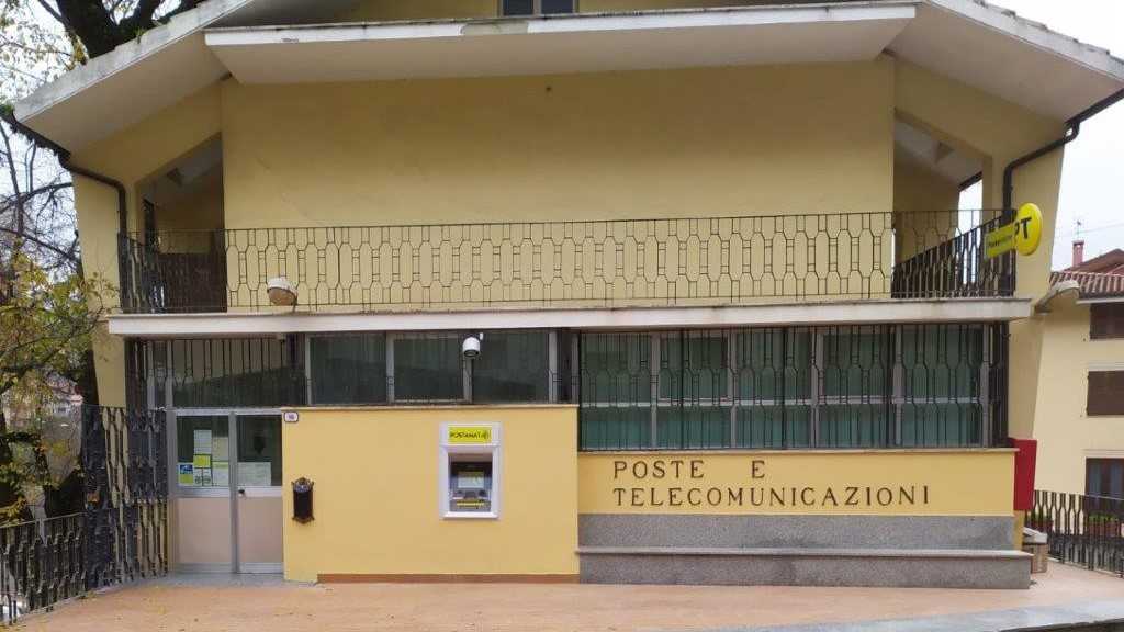 Lufficio-postale-di-Aritzo-
