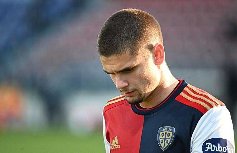 1AEB4F11-8947-4736-BFB9-06D35A9CEEC0