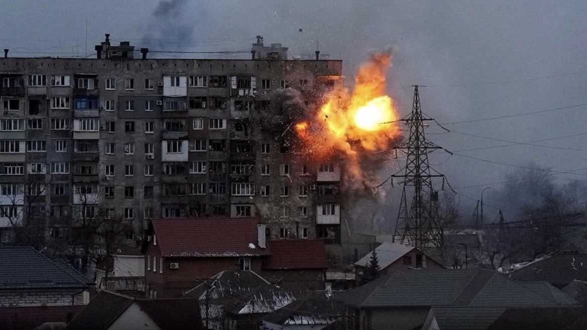 Mariupol-bombardata