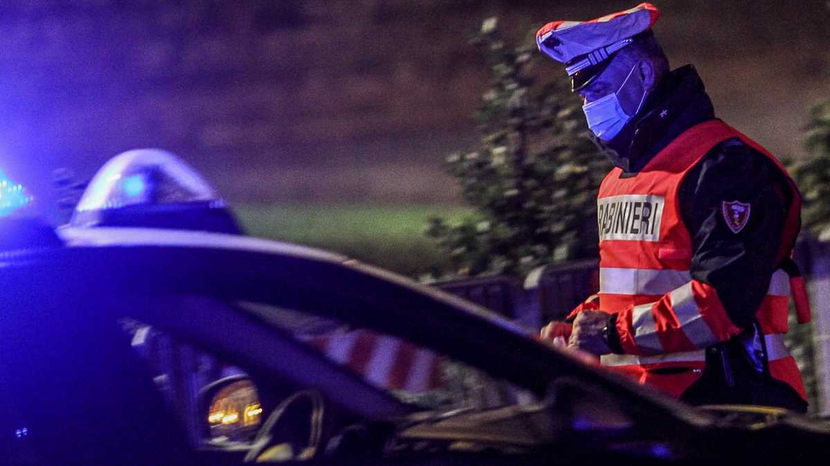 Posto-di-blocco-dei-carabinieri