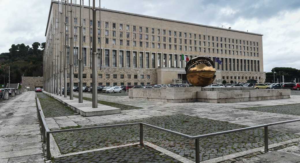 LA-SEDE-DELLA-FARNESINA