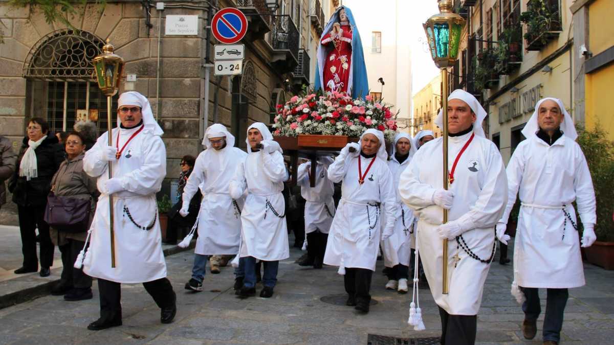 Processione-a-Cagliari
