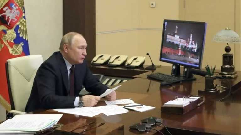 Vladimir-Putin-Russia-Gas