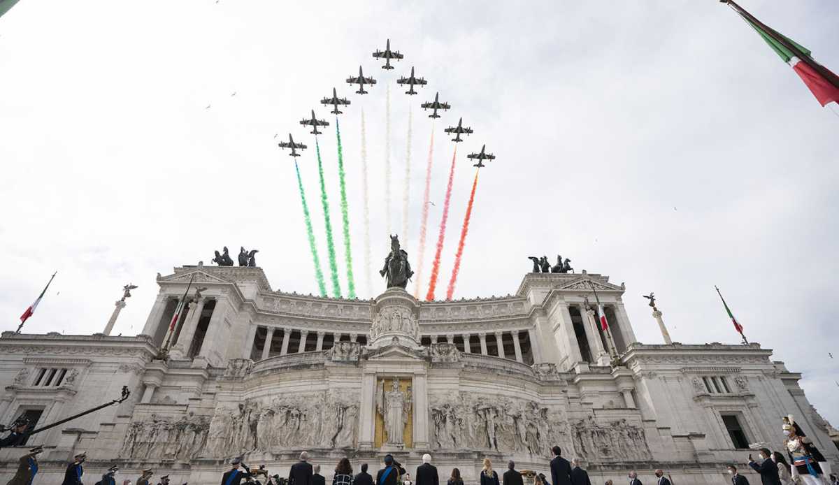 2-giugno-tricolore
