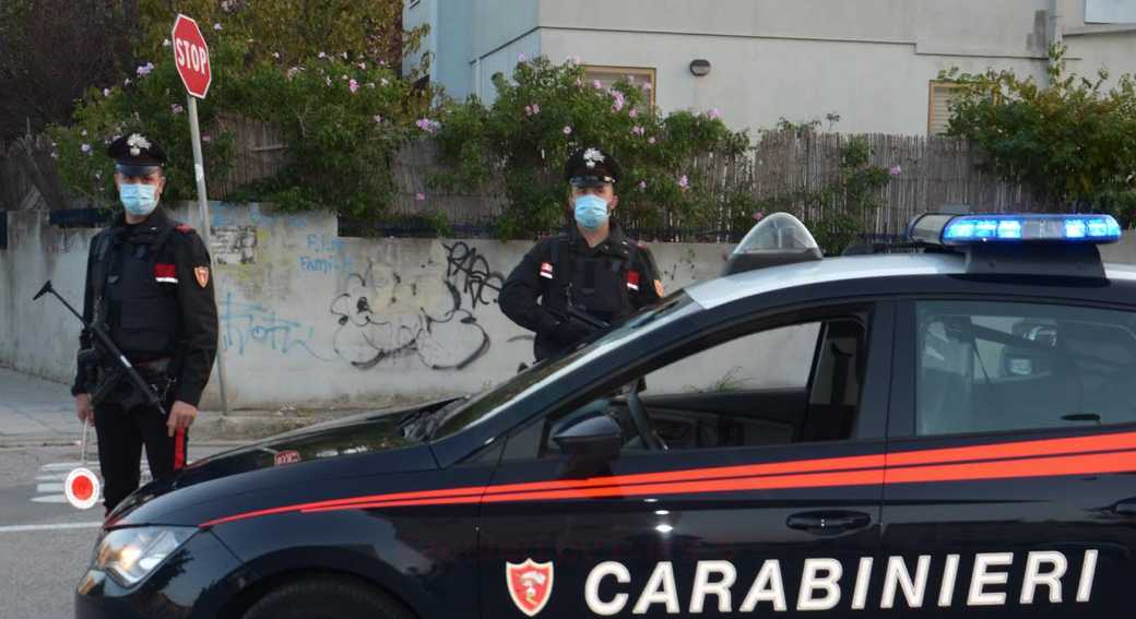 CARABINIERI-YOUTG-ARRESTO-SENORBi