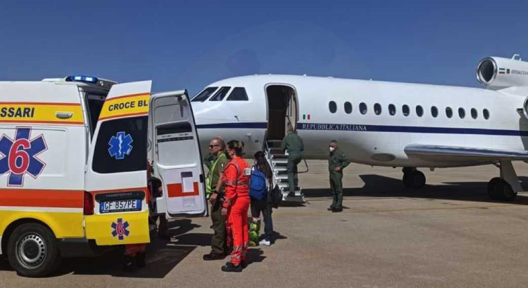 alghero-volo-bimba-aeronautica