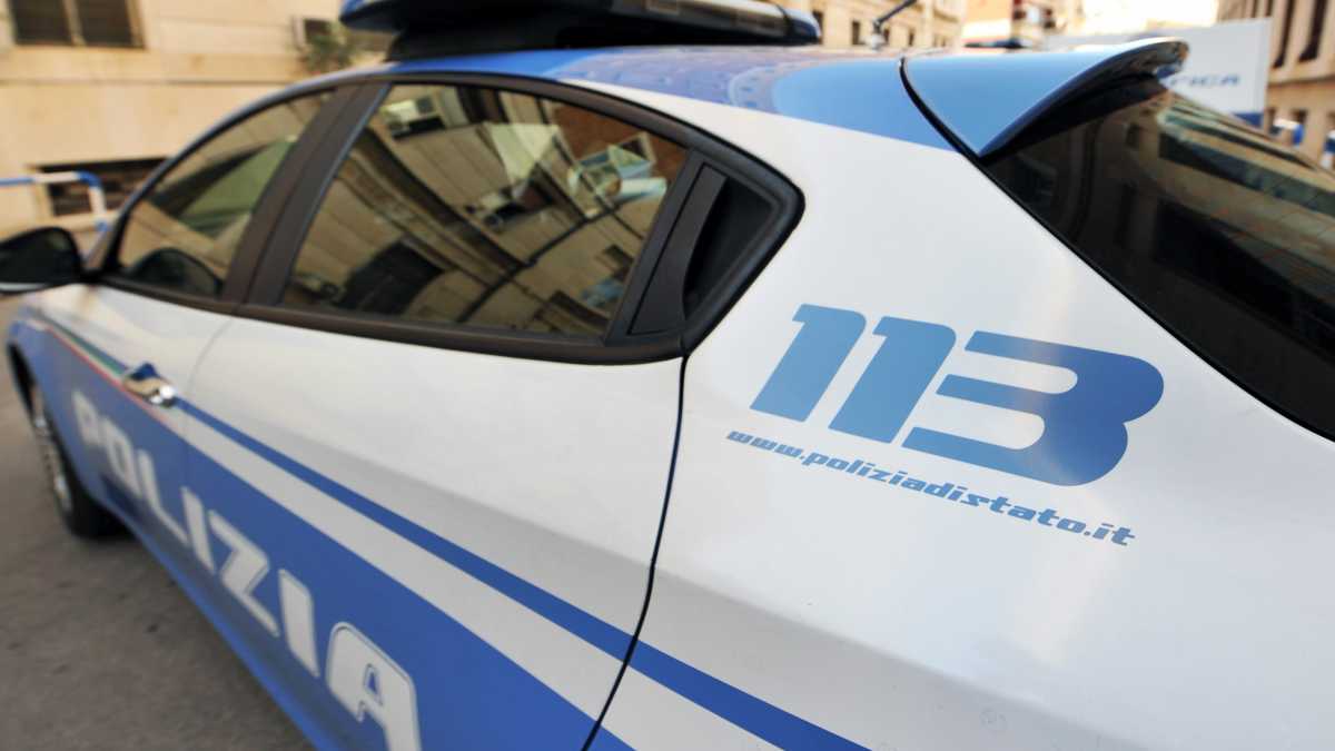 Volante-della-polizia