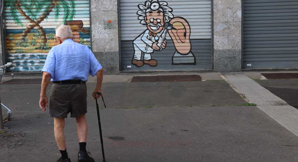 anziano-immagine-simbolo