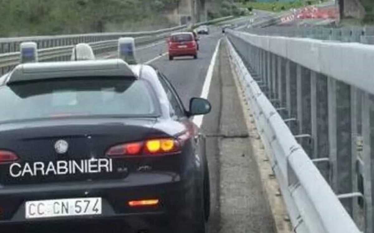 Auto-dei-carabinieri-131