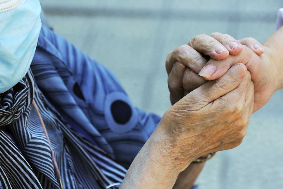 anziano-immagine-simbolo