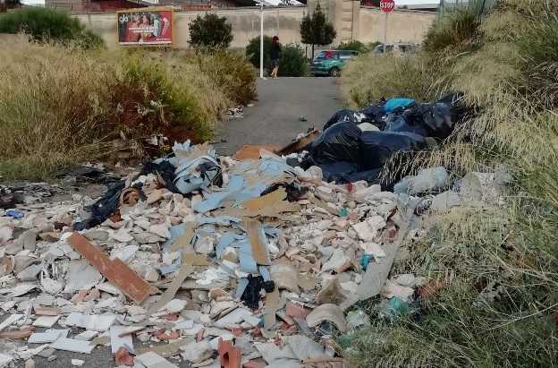 Cagliari-Viale-Monastir-discarica-abusiva-ott-2022-1
