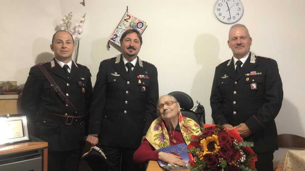 DOMESTICA-CARABINIERI-ORISTANO