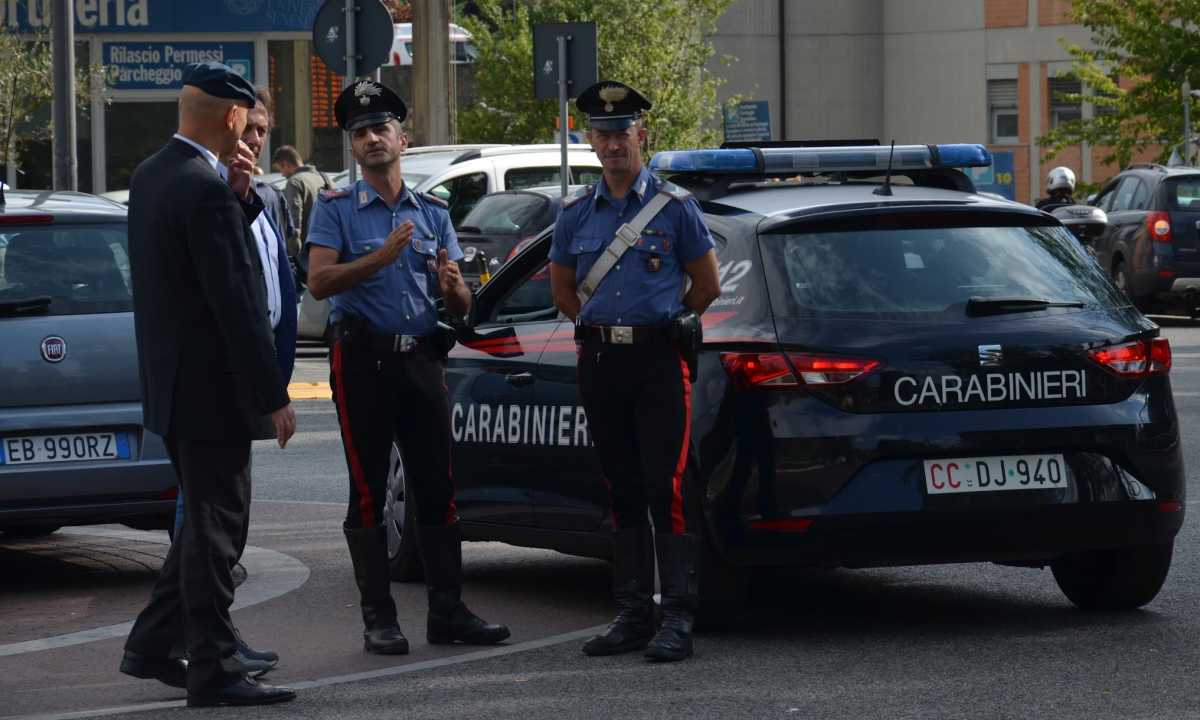 posto-di-blocco-immagine-simbolo